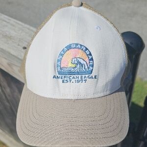 American Eagle Outfitters Santa Barbara Cap - White and Tan